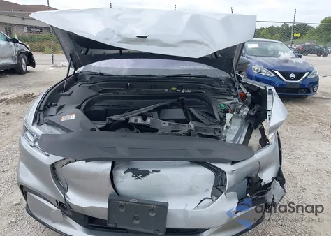 2021 Ford Mustang Mach-E Premium z USA, uszkodzony, nr VIN 3FMTK3SU8MMA09097